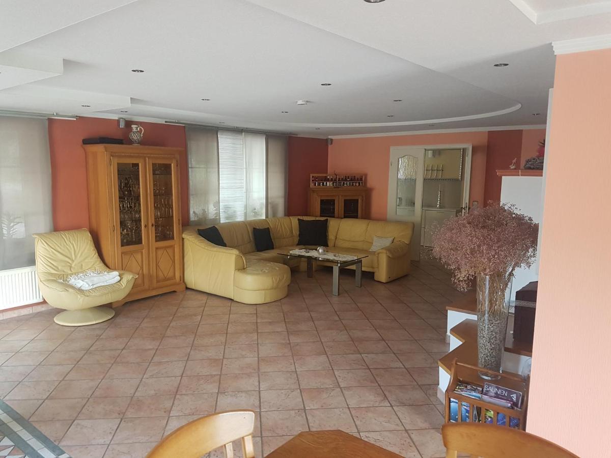 Apartamento Lindenhaus Wévercé Exterior foto